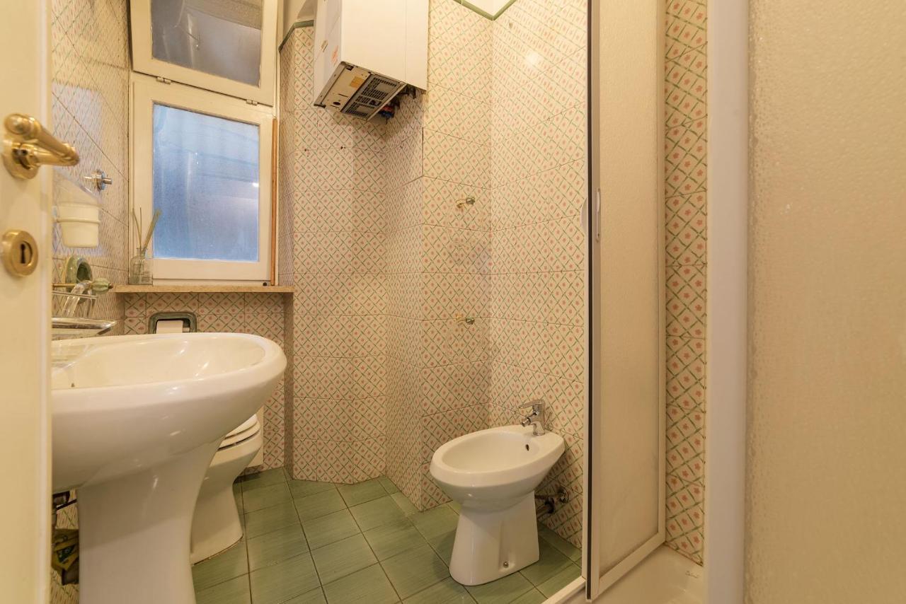 Trastevere & Ponte Sisto Cozy Flat โรม ภายนอก รูปภาพ
